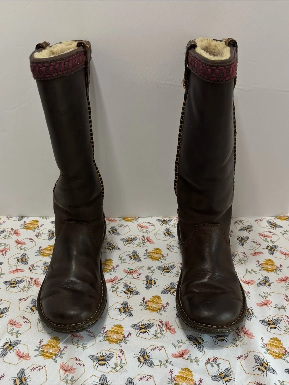 Brown Leather Shearling-Lined Knee Boots with Pink Trim